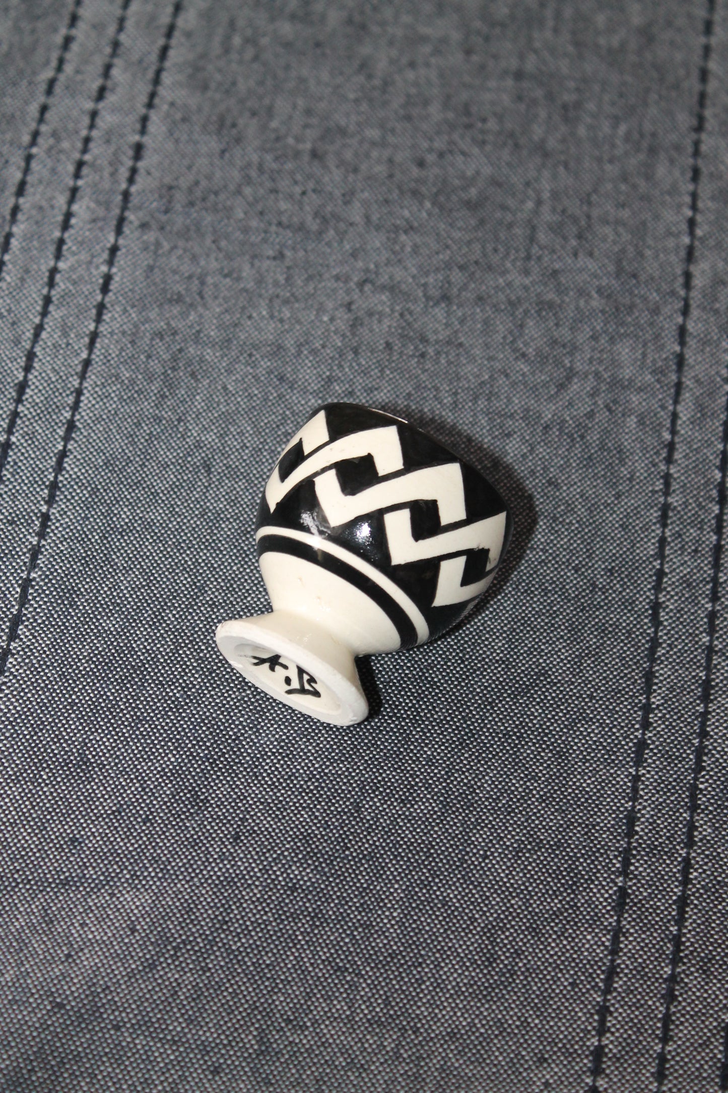 Le coquetier n°2 - Collection les minis