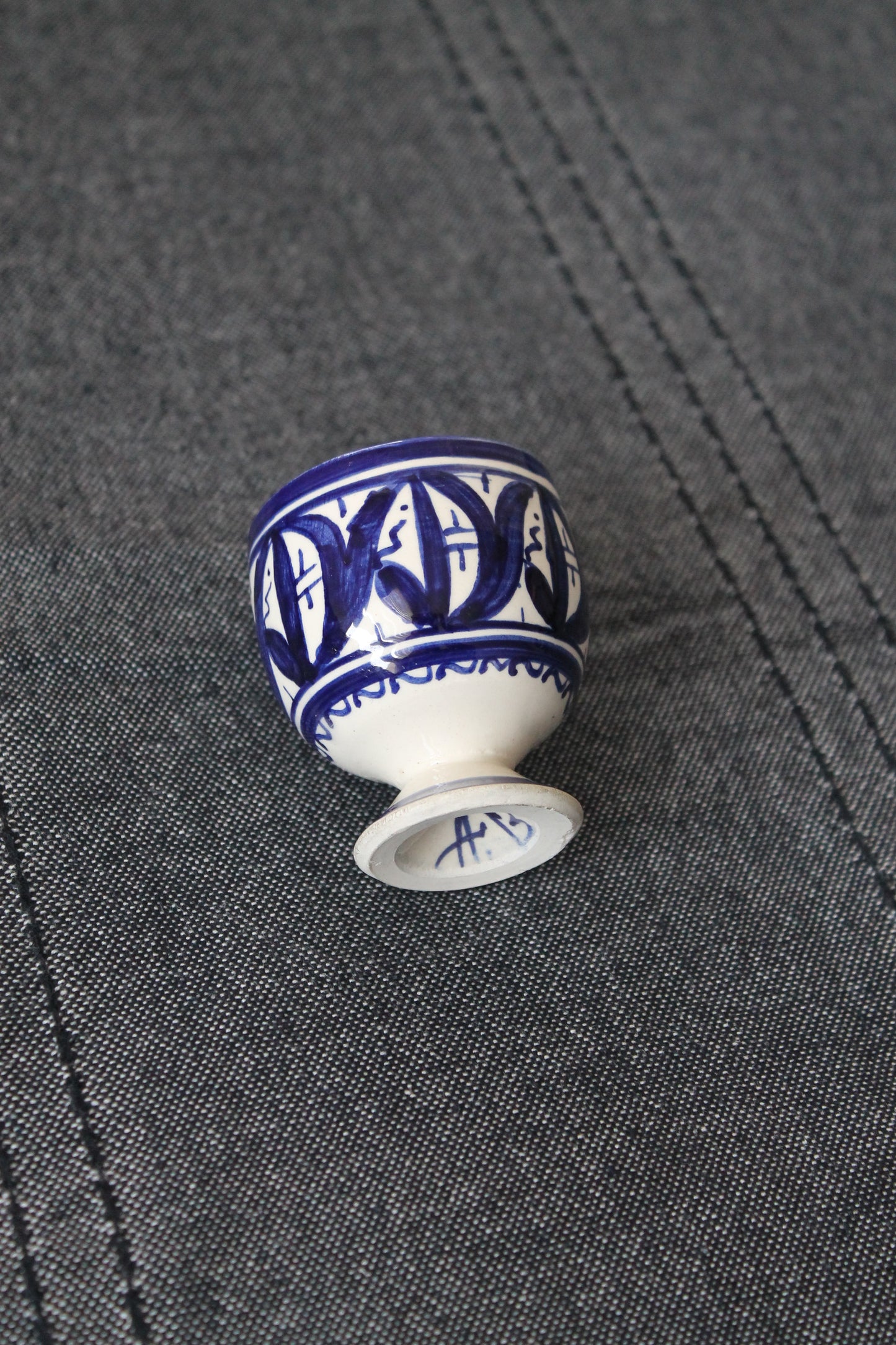 Le coquetier n°5 - Collection les minis
