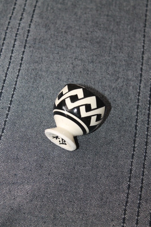 Le coquetier n°2 - Collection les minis